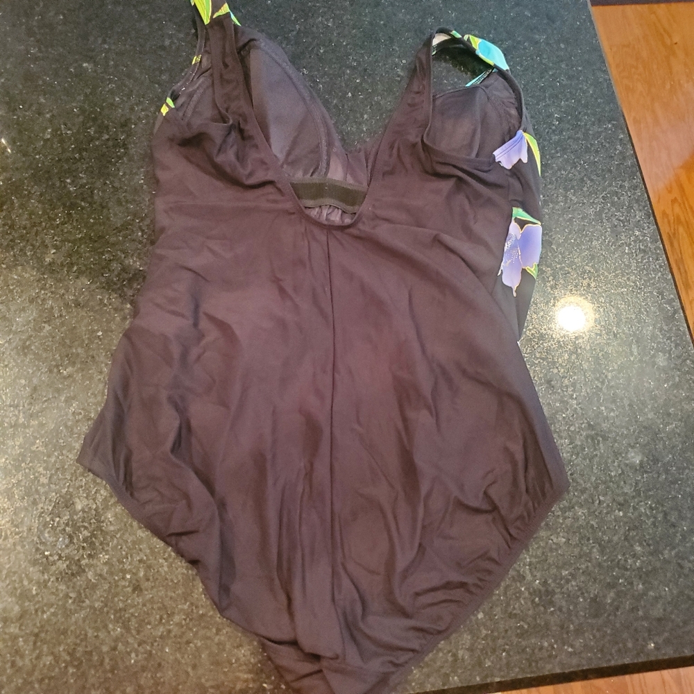 Longitude Womens 1 piece swimsuit 22W - Picture 6 of 10